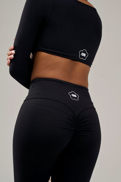 Black Long Sleeve Crop