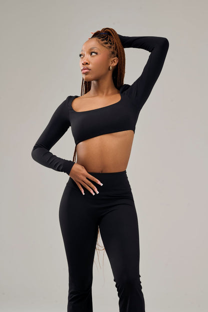 Black Long Sleeve Crop